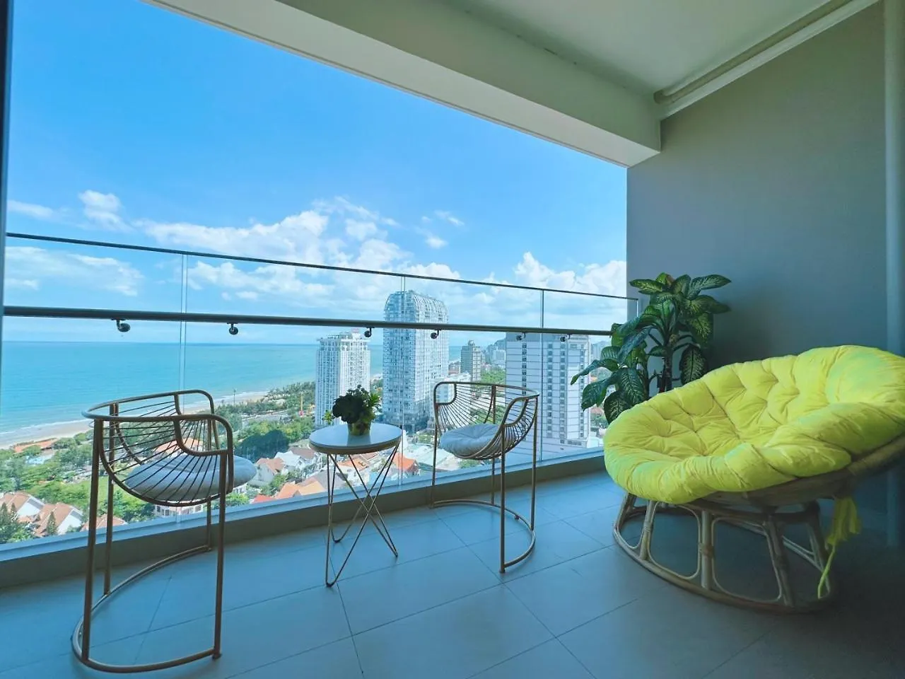 The Song Vung Tau Near Beach -Harry Apartment