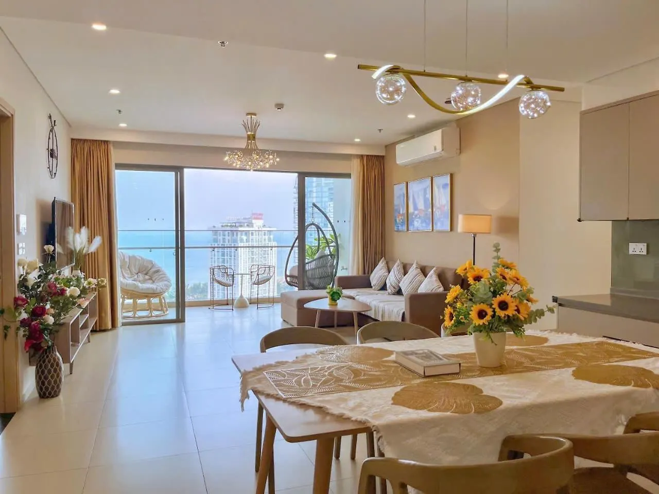 The Song Vung Tau Near Beach -Harry Apartment 0*,  Vietnam